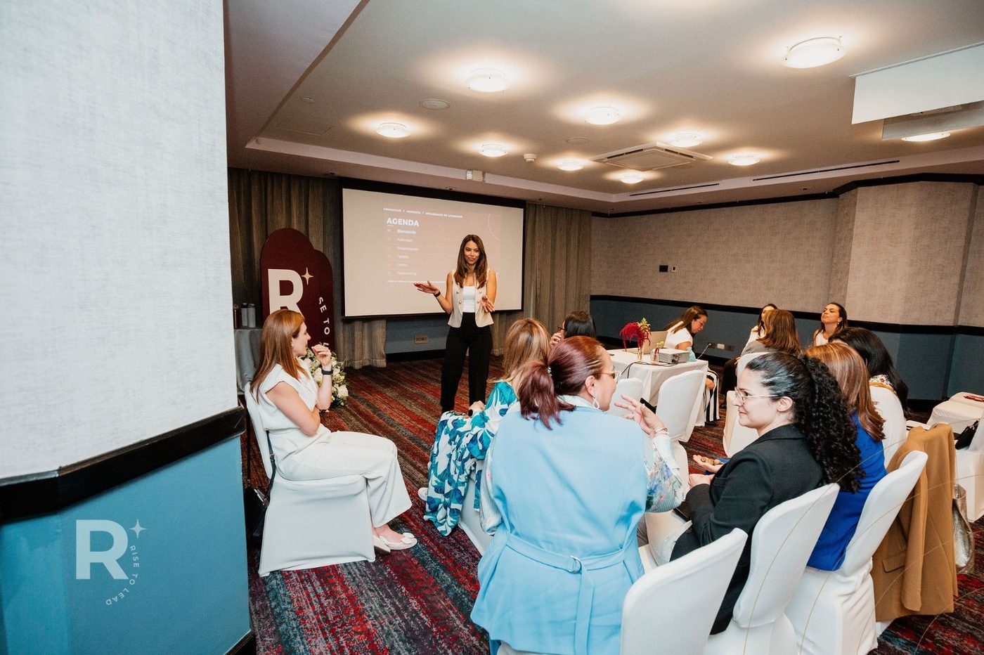 Lanzamiento Rise to Lead