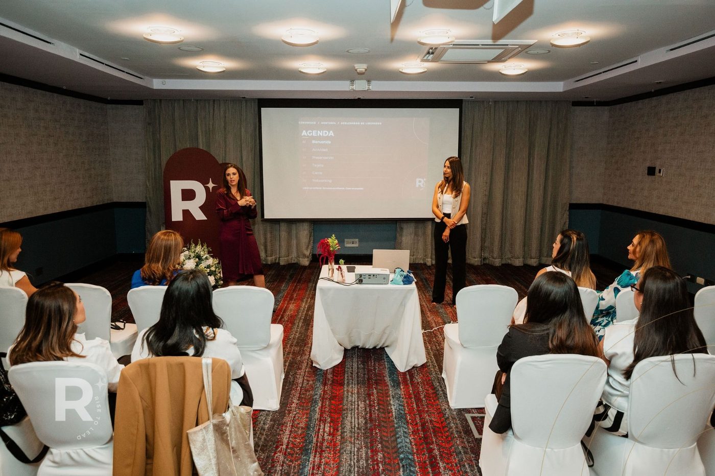 Lanzamiento Rise to Lead