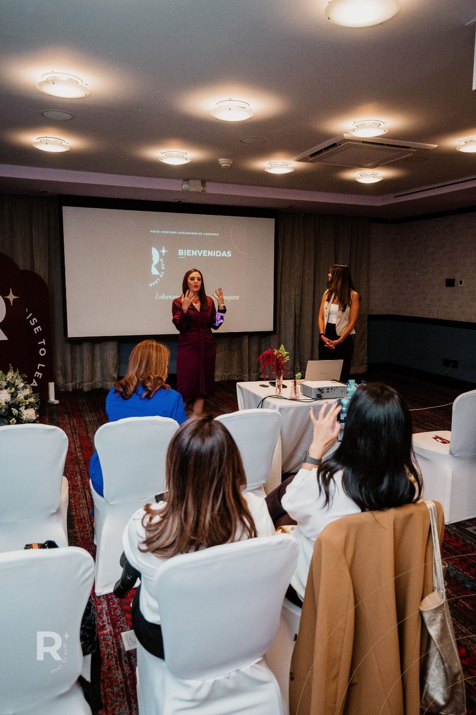Lanzamiento Rise to Lead